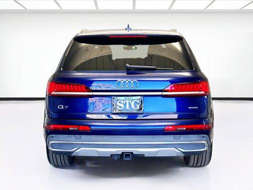 2021 Audi Q7 45 Premium Plus