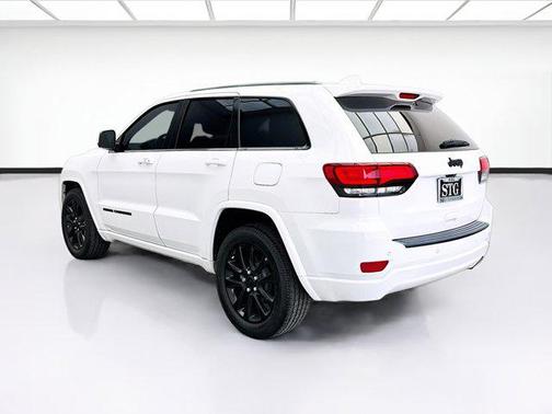 Bright White Clearcoat 2020 Jeep Grand Cherokee Altitude