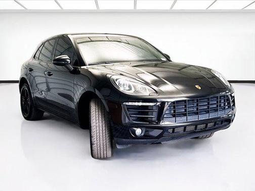 2018 Porsche Macan Base