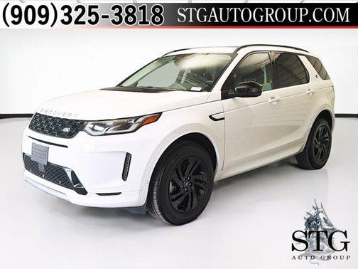 Fuji White 2024 Land Rover Discovery Sport Core S