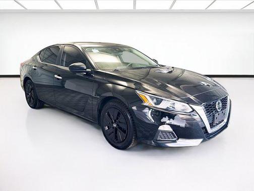 2022 Nissan Altima S FWD