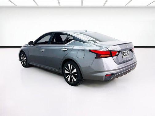 Gun Metallic 2021 Nissan Altima 2.5 SV