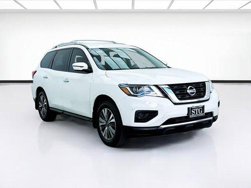 2020 Nissan Pathfinder S 2WD
