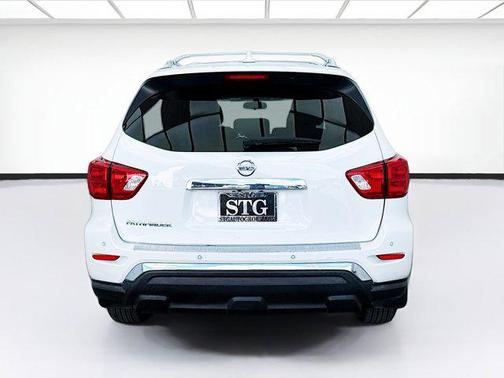 2020 Nissan Pathfinder S 2WD