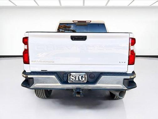 Summit White 2022 Chevrolet Silverado 3500 LTZ