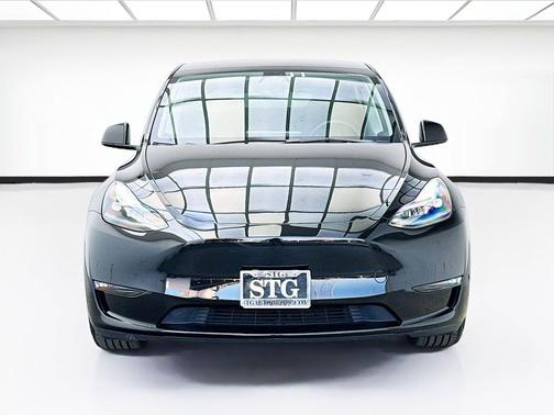 Solid Black 2023 Tesla Model Y Performance Dual Motor All-Wheel Drive
