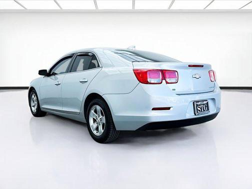 Silver Ice Metallic 2015 Chevrolet Malibu 1LT