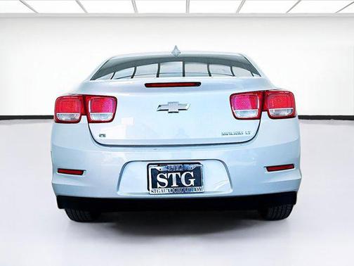 Silver Ice Metallic 2015 Chevrolet Malibu 1LT