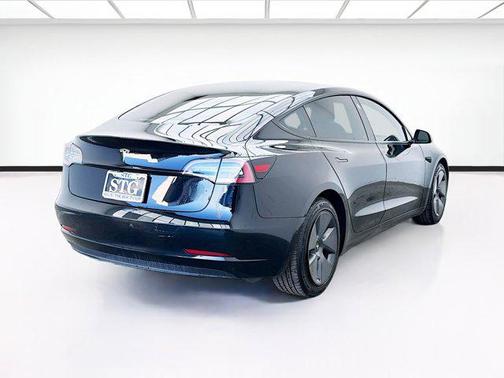 Solid Black 2021 Tesla Model 3 Standard Range Plus