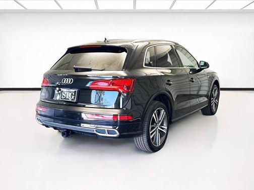 2020 Audi Q5 Premium Plus 55 TFSI e quattro S tronic