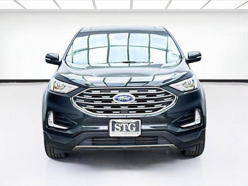 Agate Black Metallic 2019 Ford Edge SEL