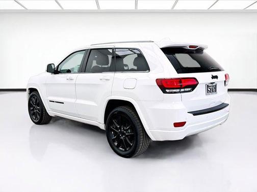 2017 Jeep Grand Cherokee Altitude