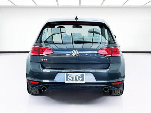 2017 Volkswagen Golf GTI 2.0T S 4-Door