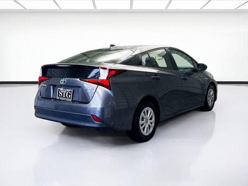 2022 Toyota Prius L