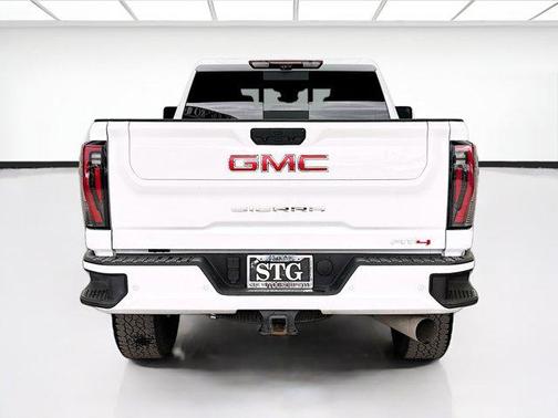 Summit White 2025 GMC Sierra 3500 AT4