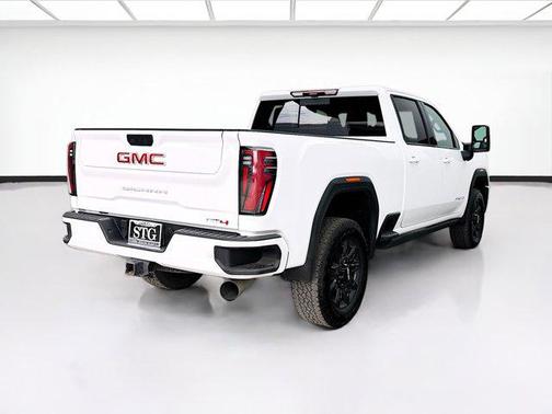 Summit White 2025 GMC Sierra 3500 AT4