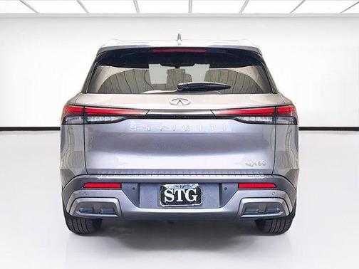 2022 INFINITI QX60 Luxe