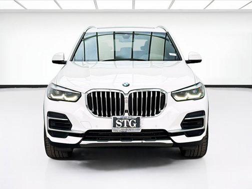 Alpine White 2023 BMW X5 sDrive40i