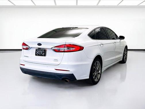 2020 Ford Fusion SEL