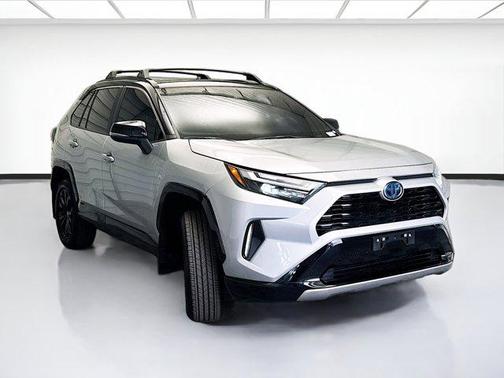2024 Toyota RAV4 Hybrid SE