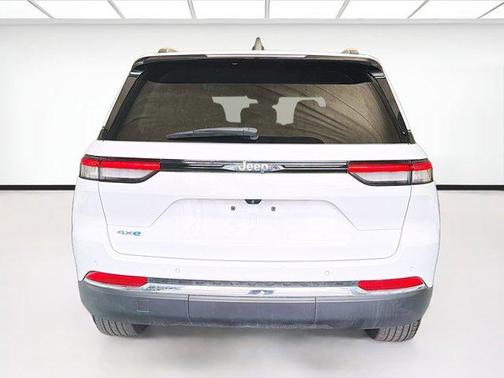 Bright White Clearcoat 2022 Jeep Grand Cherokee 4xe Base
