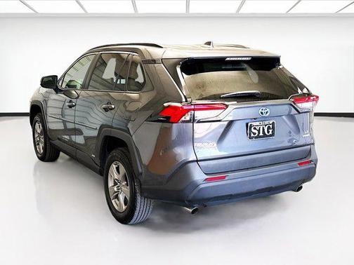 2024 Toyota RAV4 Hybrid LE
