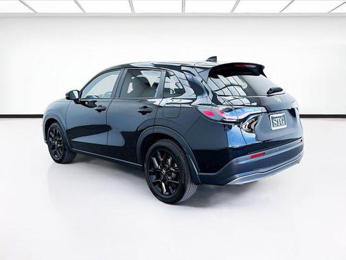 2024 Honda HR-V 2WD Sport