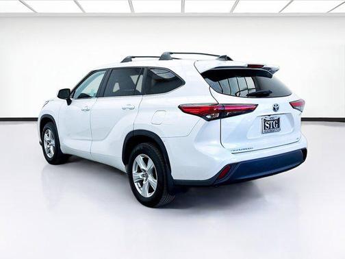 2023 Toyota Highlander Hybrid LE