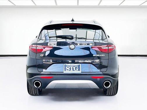 2018 Alfa Romeo Stelvio Ti Sport