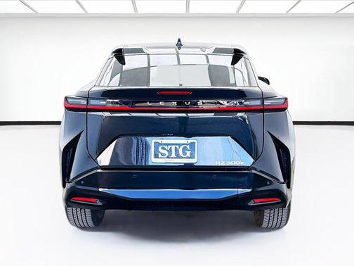 2024 Lexus RZ 300e Premium