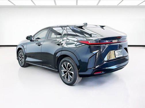 2024 Lexus RZ 300e Premium