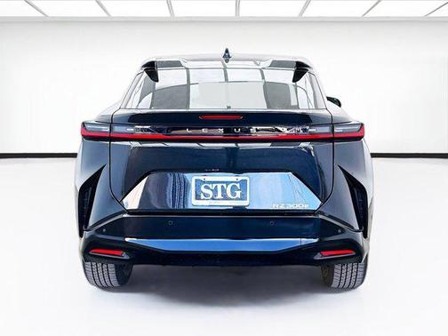 2024 Lexus RZ 300e Premium