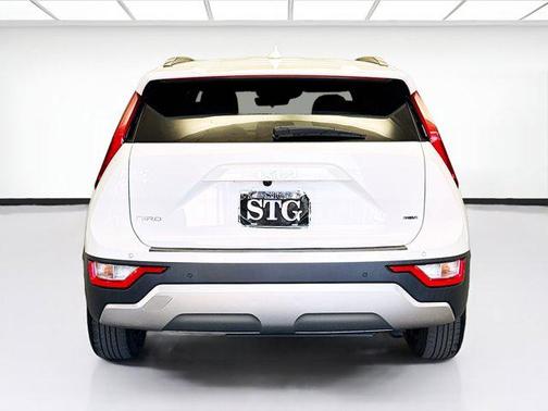 2023 Kia Niro EX