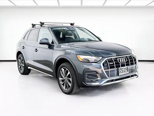Manhattan Gray Metallic 2021 Audi Q5 45 Premium Plus