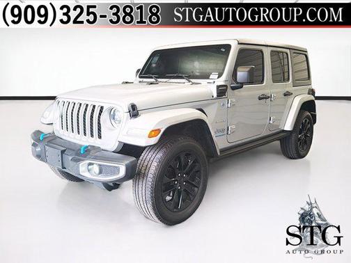 Silver Zynith Clearcoat 2023 Jeep Wrangler 4xe Sahara