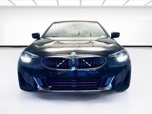 2023 BMW 230 i