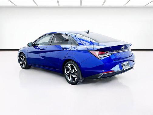 2021 Hyundai ELANTRA Limited