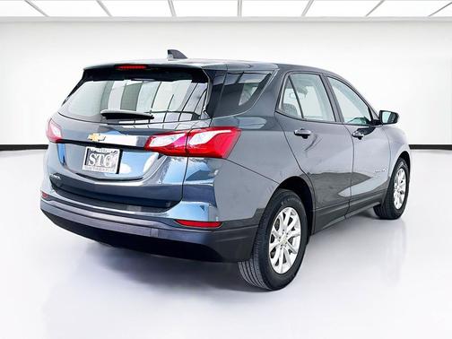 Nightfall Gray Metallic 2021 Chevrolet Equinox LS