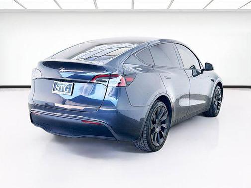 2024 Tesla Model Y Long Range Dual Motor All-Wheel Drive