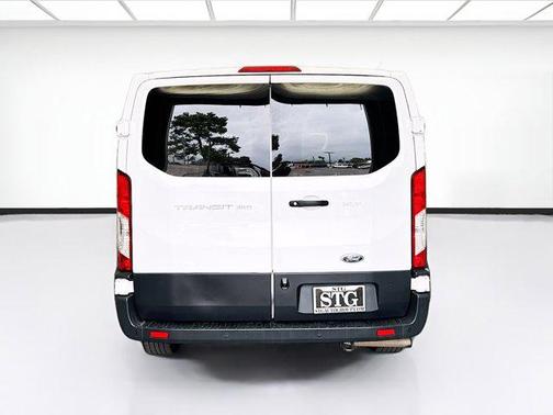 2022 Ford Transit-350 XLT