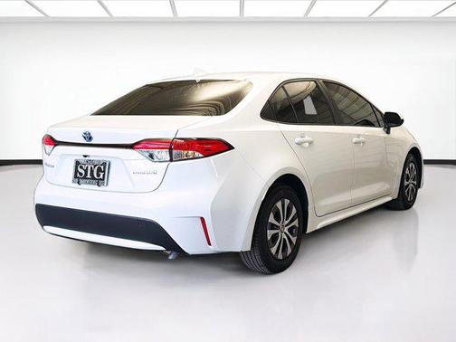 2022 Toyota Corolla Hybrid LE