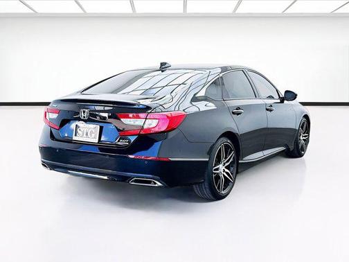 2021 Honda Accord Touring 2.0T