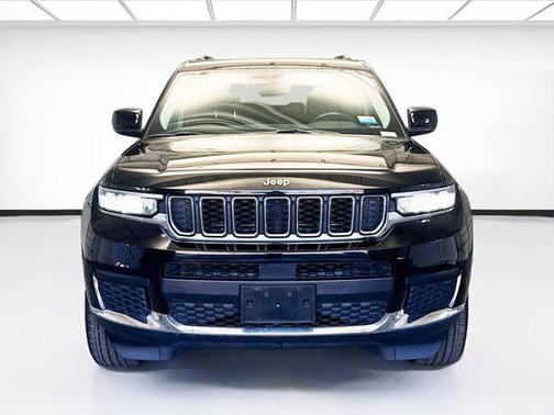 2022 Jeep Grand Cherokee L Laredo