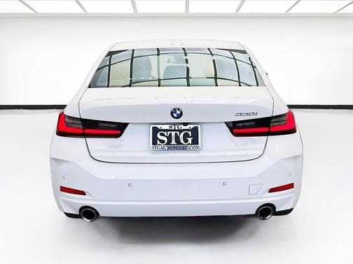 Alpine White 2023 BMW 330 330i