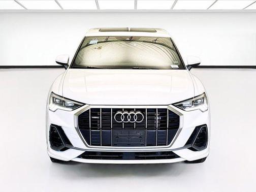 2024 Audi Q3 Premium 45 TFSI S line quattro Tiptronic