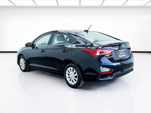 2022 Hyundai Accent SEL