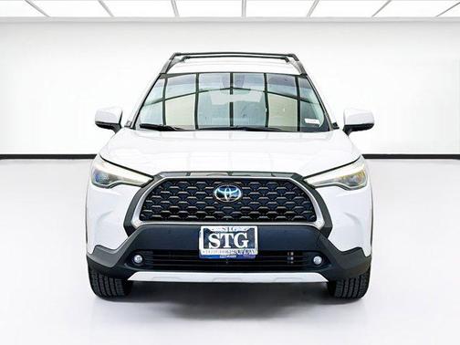 Wind Chill Pearl 2022 Toyota Corolla Cross XLE