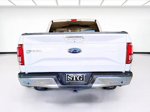Oxford White 2017 Ford F-150 Lariat