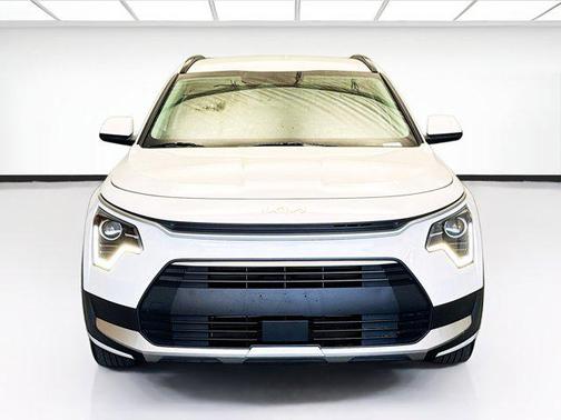 2024 Kia Niro EX
