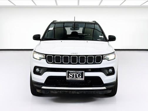 Bright White Clearcoat 2023 Jeep Compass Limited